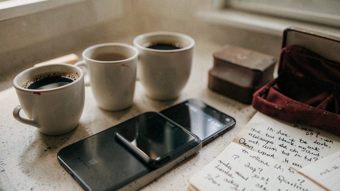 Quiet domestic scene for a Venus retrograde update